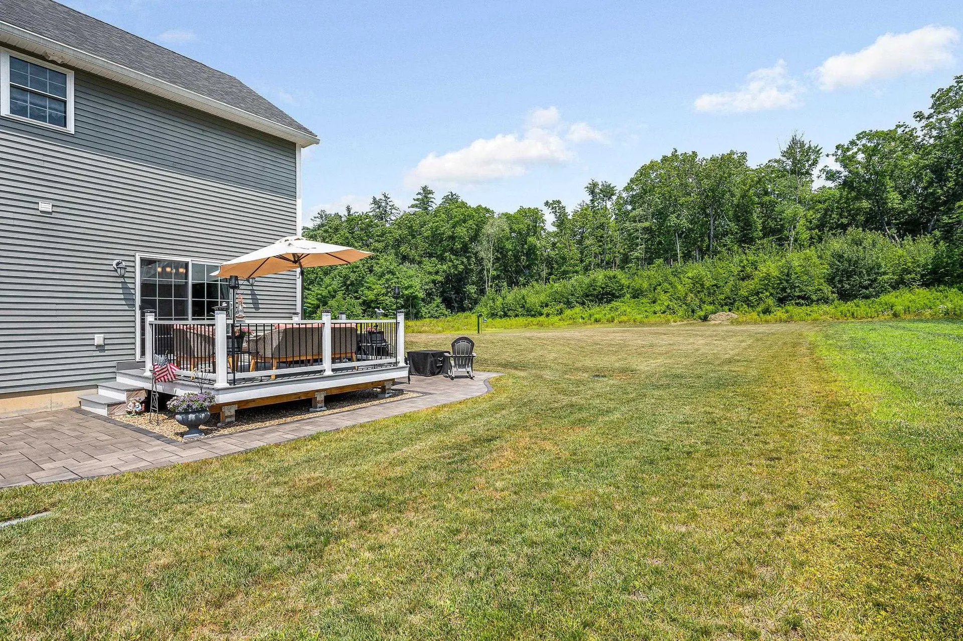289B Webster Street Hudson NH 03051