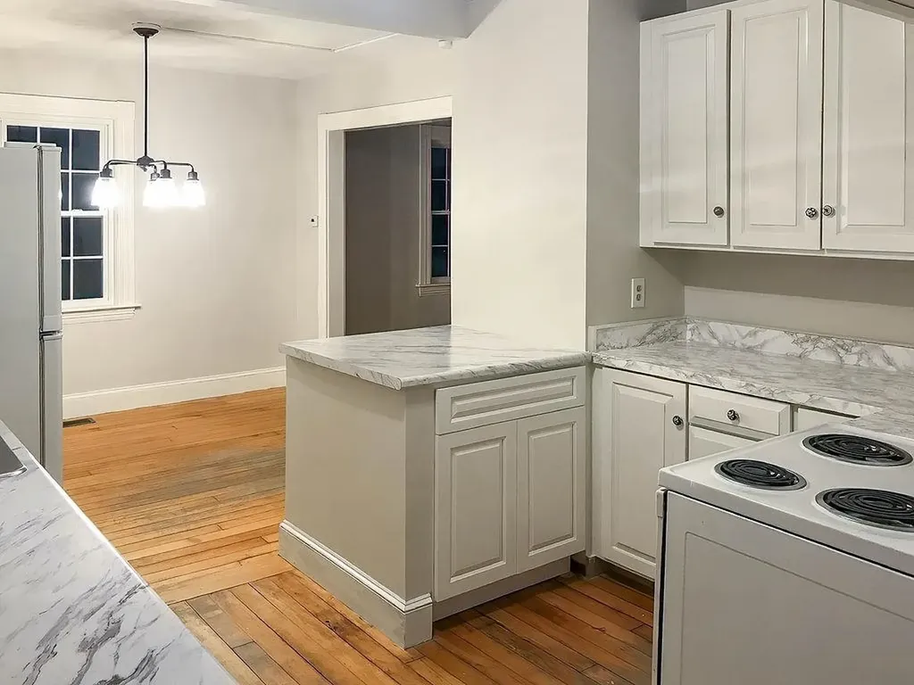 29 Mill Street Enfield NH 03750