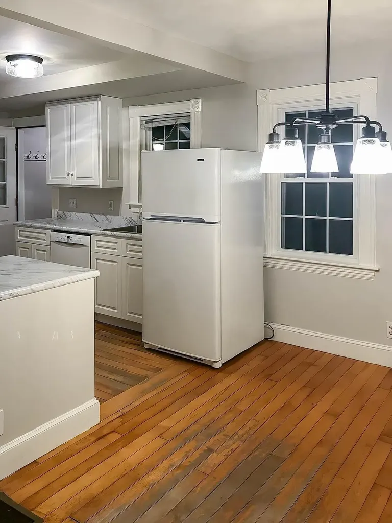 29 Mill Street Enfield NH 03750