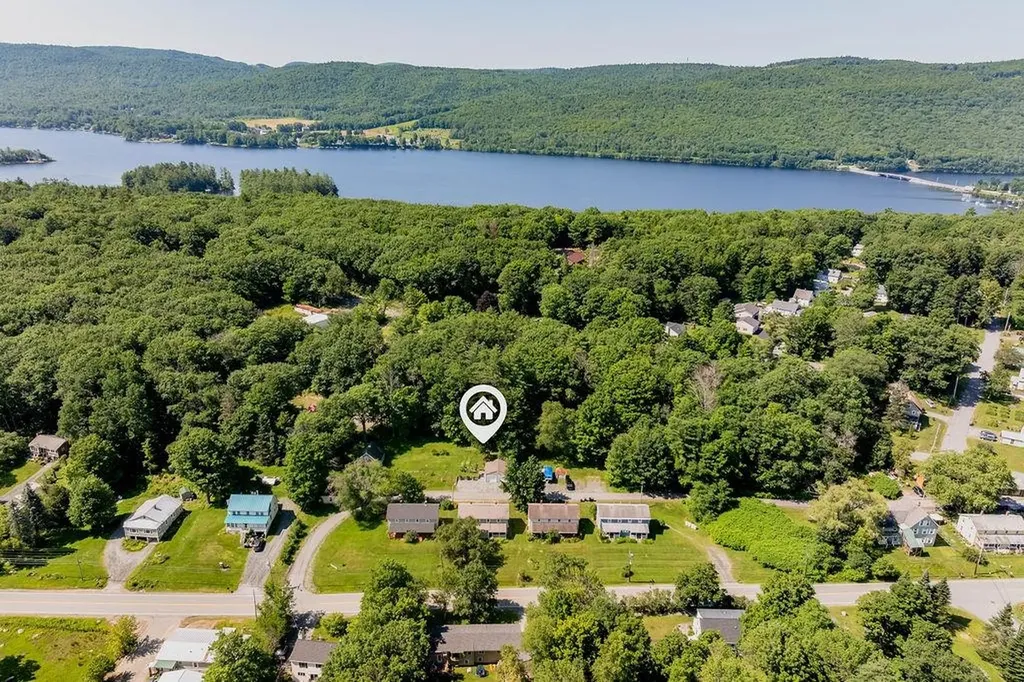 29 Mill Street Enfield NH 03750
