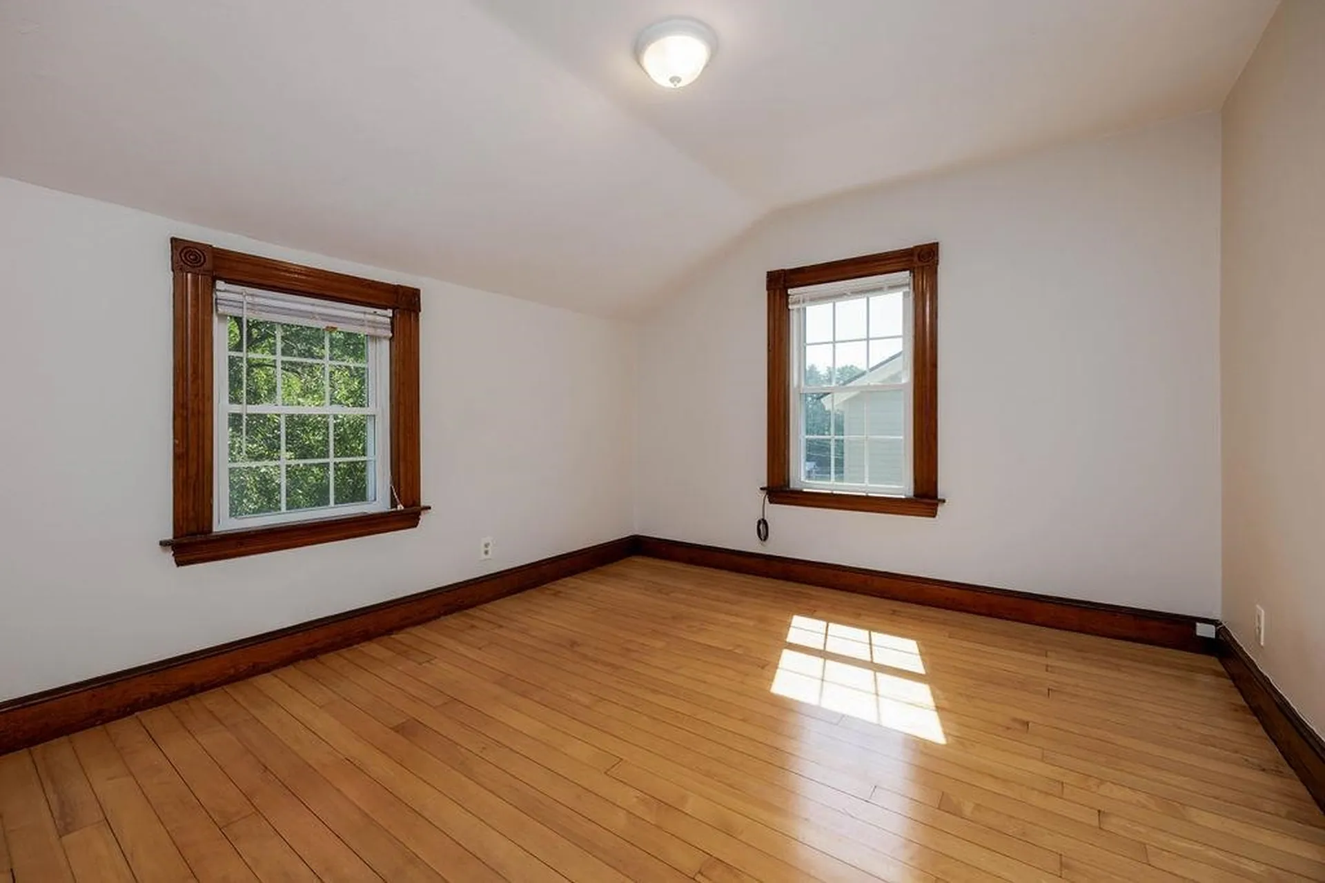 29 Mill Street Enfield NH 03750
