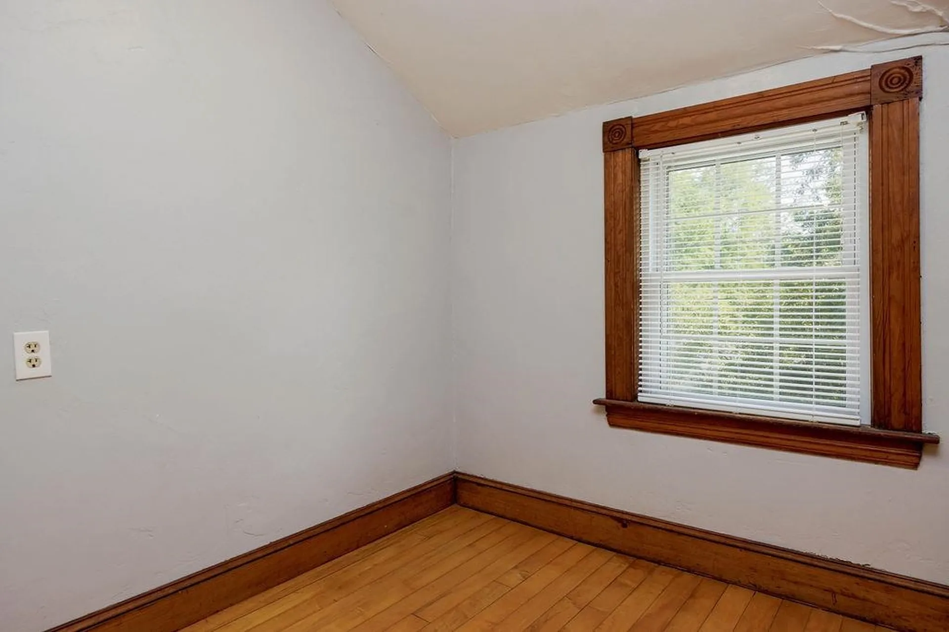 29 Mill Street Enfield NH 03750