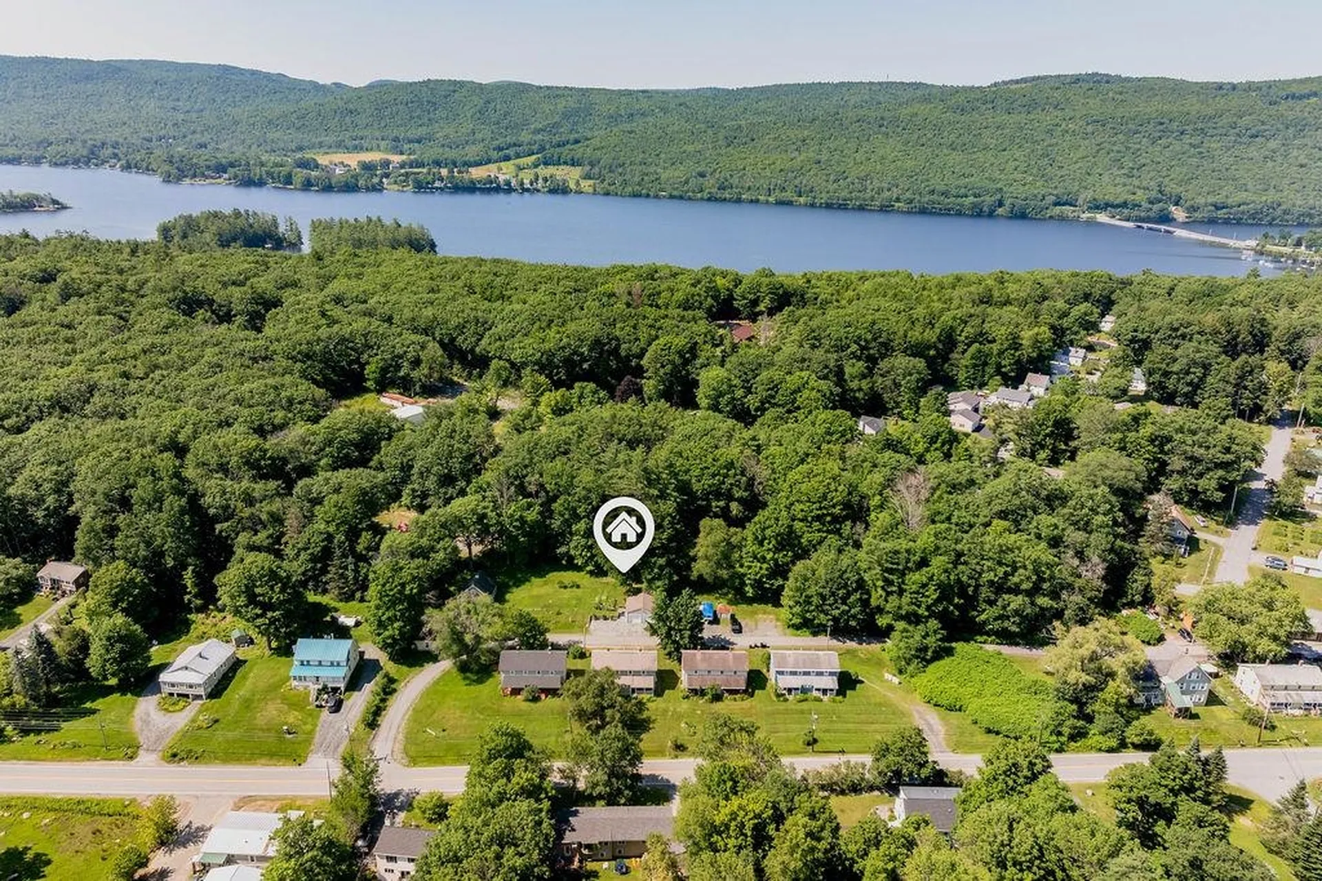 29 Mill Street Enfield NH 03750