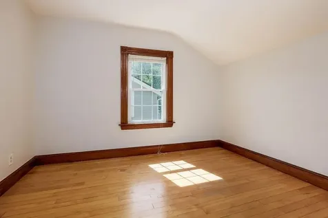 29 Mill Street Enfield NH 03750
