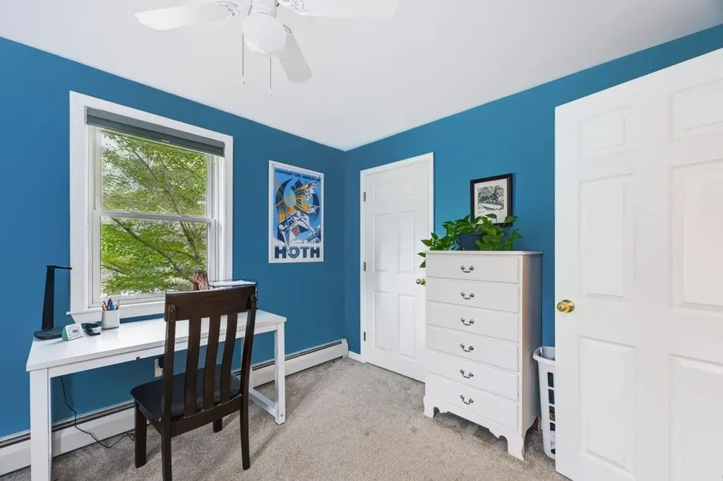 32 Raeder Drive Stratham NH 03885