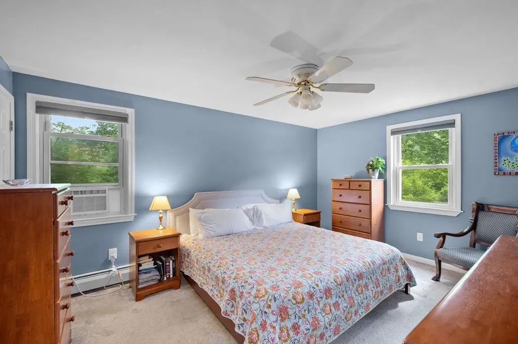 32 Raeder Drive Stratham NH 03885