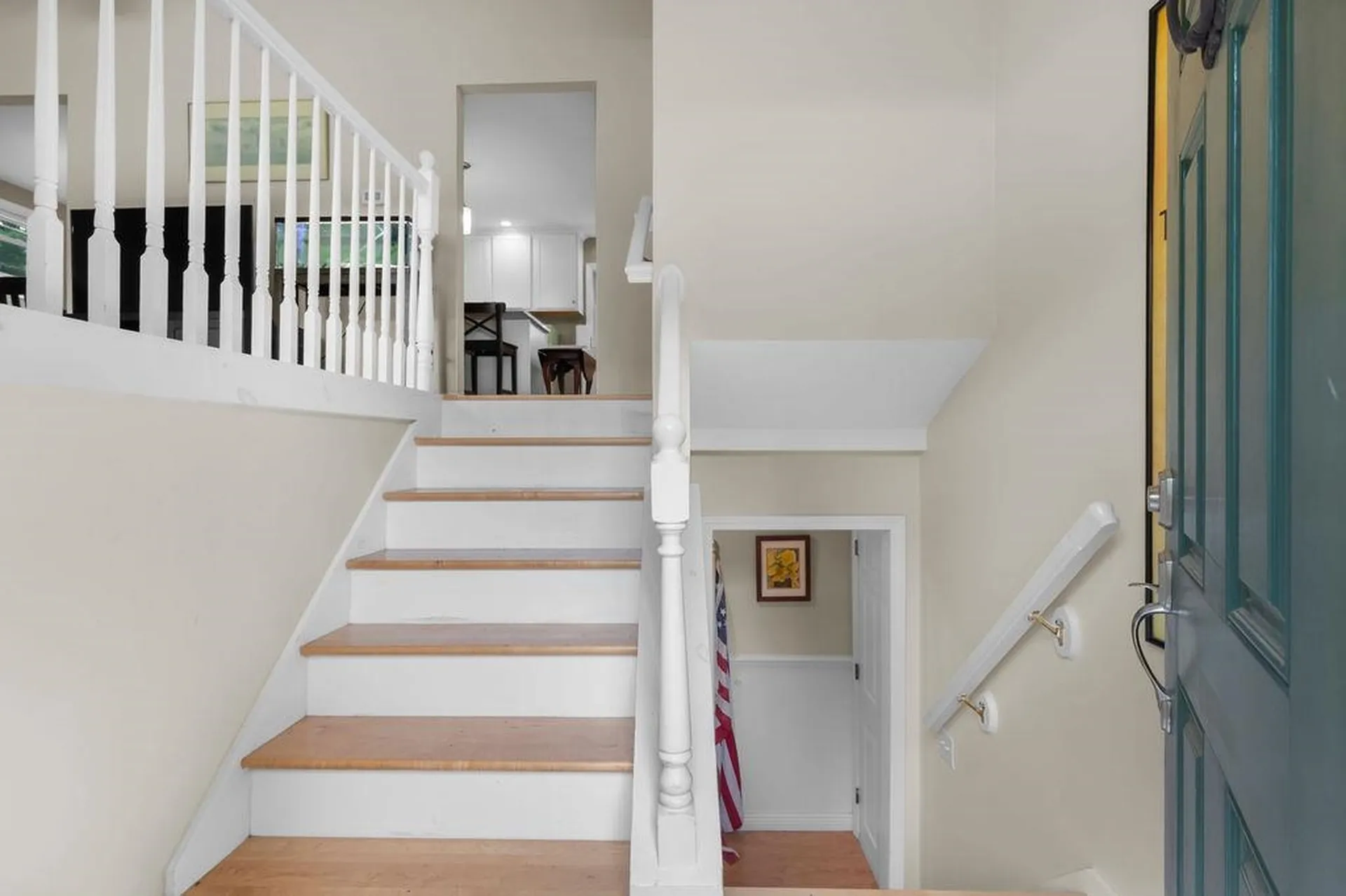 32 Raeder Drive Stratham NH 03885