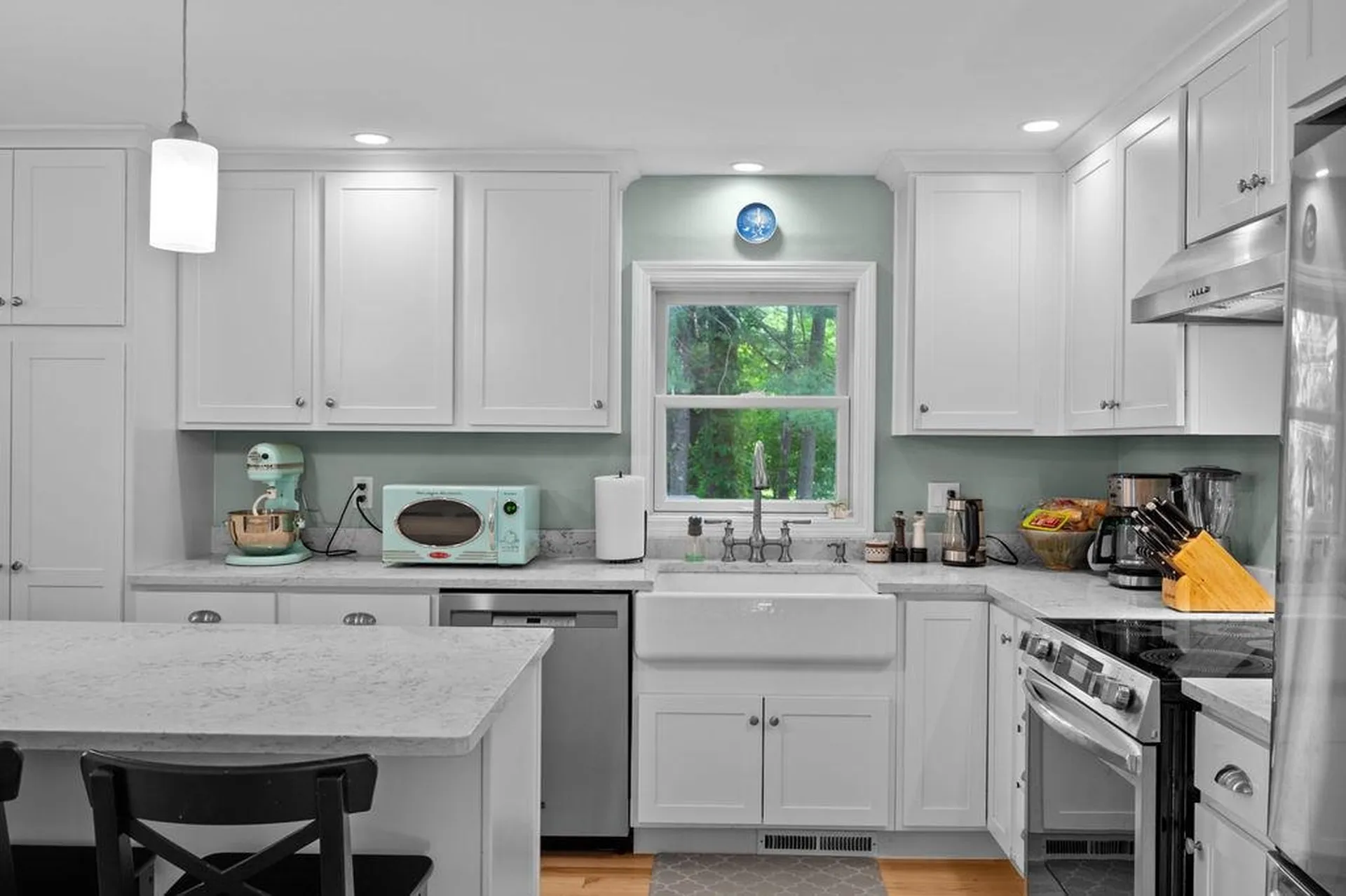 32 Raeder Drive Stratham NH 03885