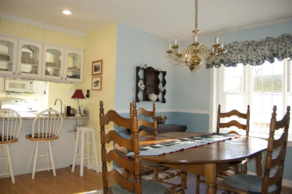 10 Powers Avenue Rye NH 03870