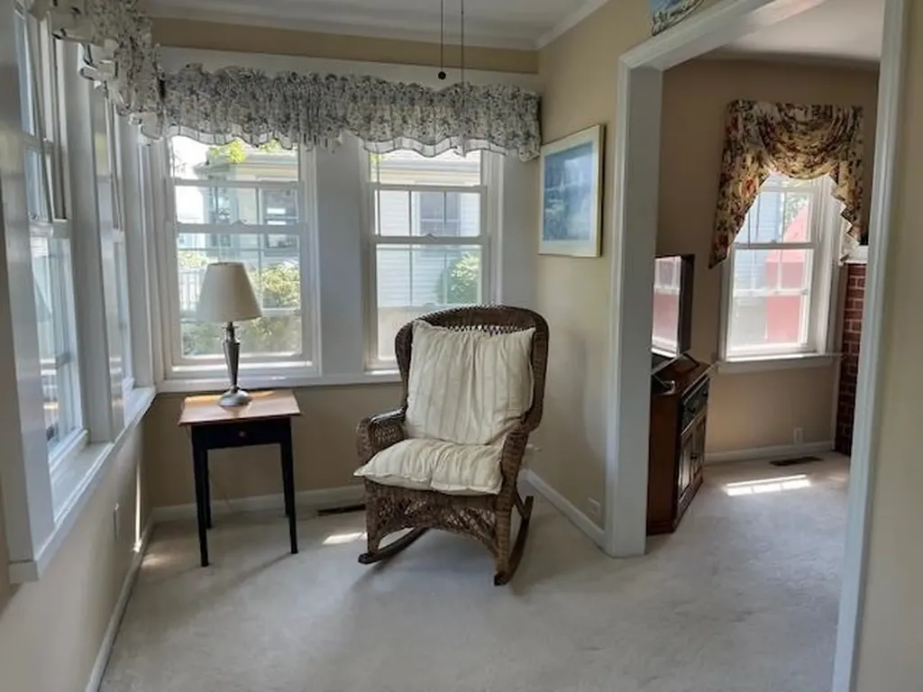 10 Powers Avenue Rye NH 03870