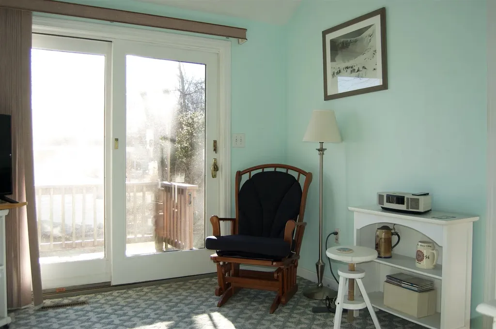 10 Powers Avenue Rye NH 03870