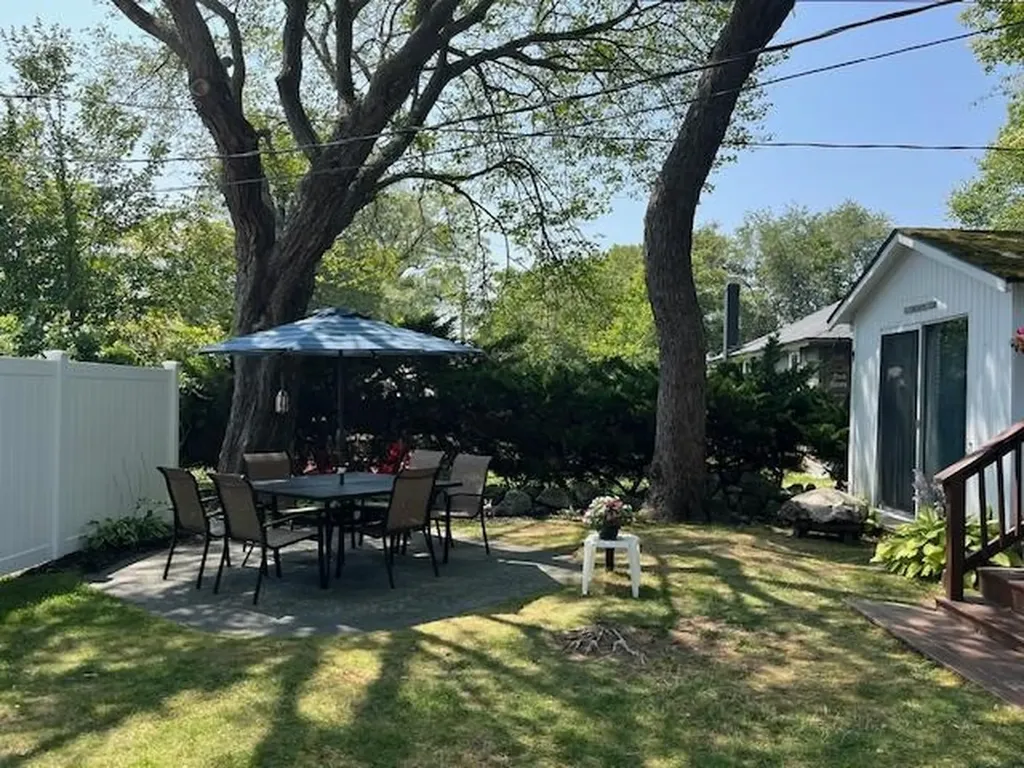 10 Powers Avenue Rye NH 03870
