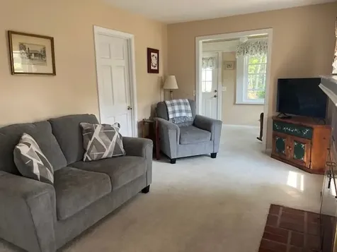 10 Powers Avenue Rye NH 03870