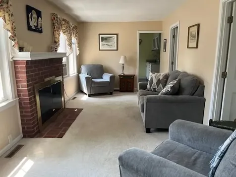 10 Powers Avenue Rye NH 03870