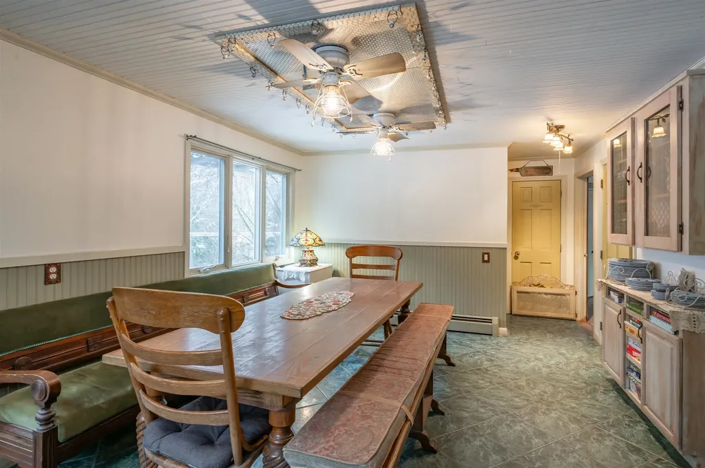 133 Raymond Road Deerfield NH 03037