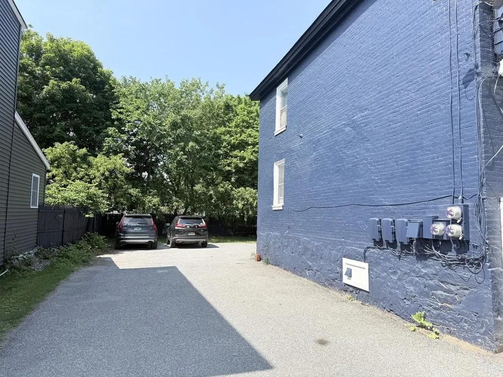 87 Spring Street Burlington VT 05401