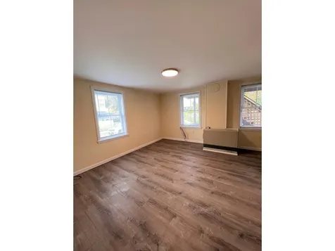 87 Spring Street Burlington VT 05401