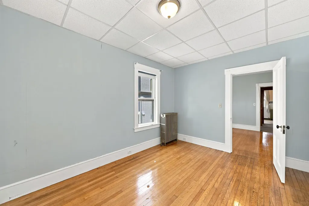 16 Chestnut Street Tilton NH 03276