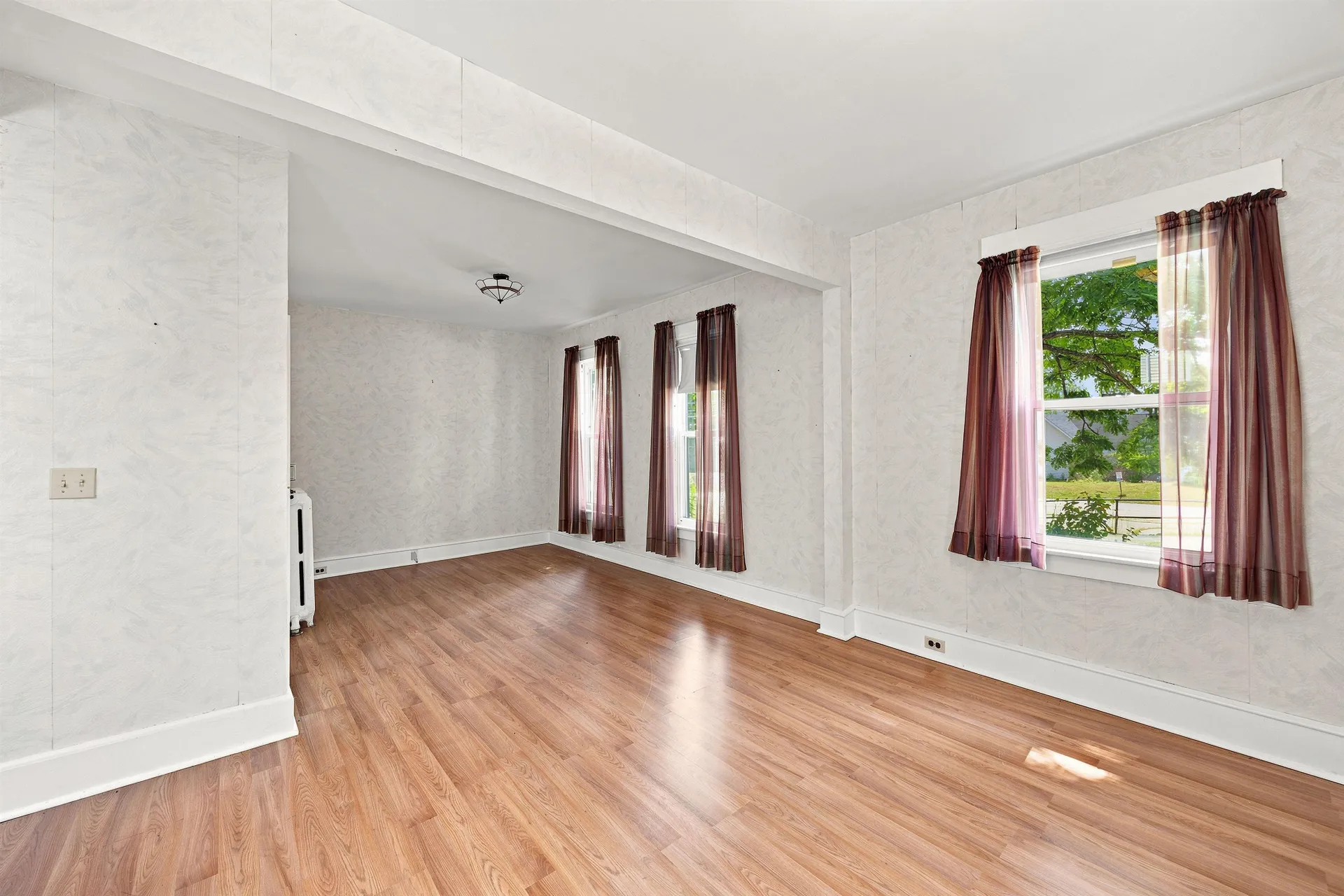 16 Chestnut Street Tilton NH 03276