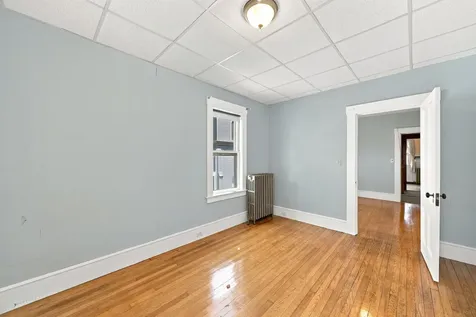16 Chestnut Street Tilton NH 03276