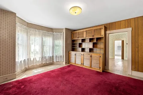 16 Chestnut Street Tilton NH 03276