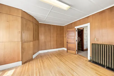 16 Chestnut Street Tilton NH 03276