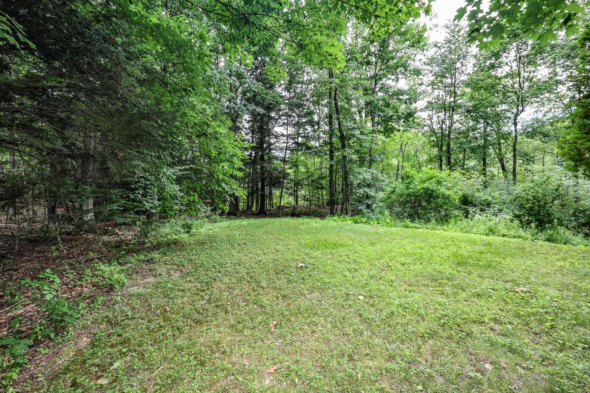16 Meserve Road Durham NH 03824