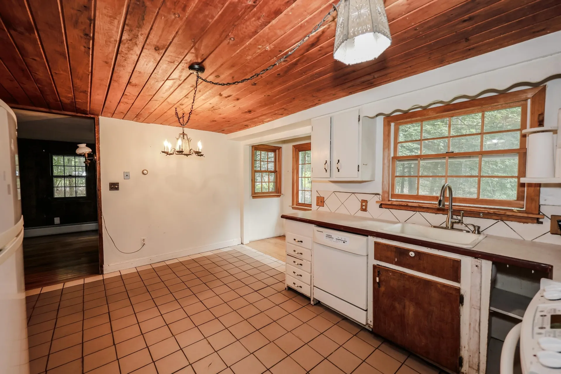 16 Meserve Road Durham NH 03824