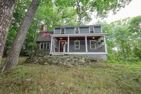 16 Meserve Road Durham NH 03824