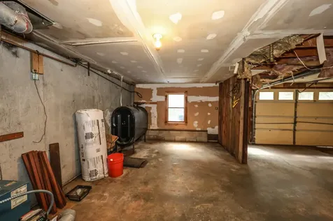 16 Meserve Road Durham NH 03824