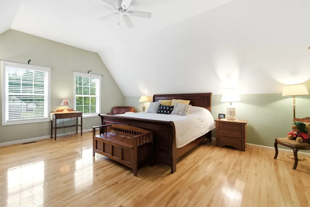 4 Memory Lane Loudon NH 03307