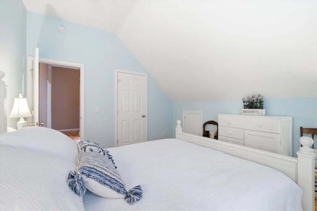 4 Memory Lane Loudon NH 03307