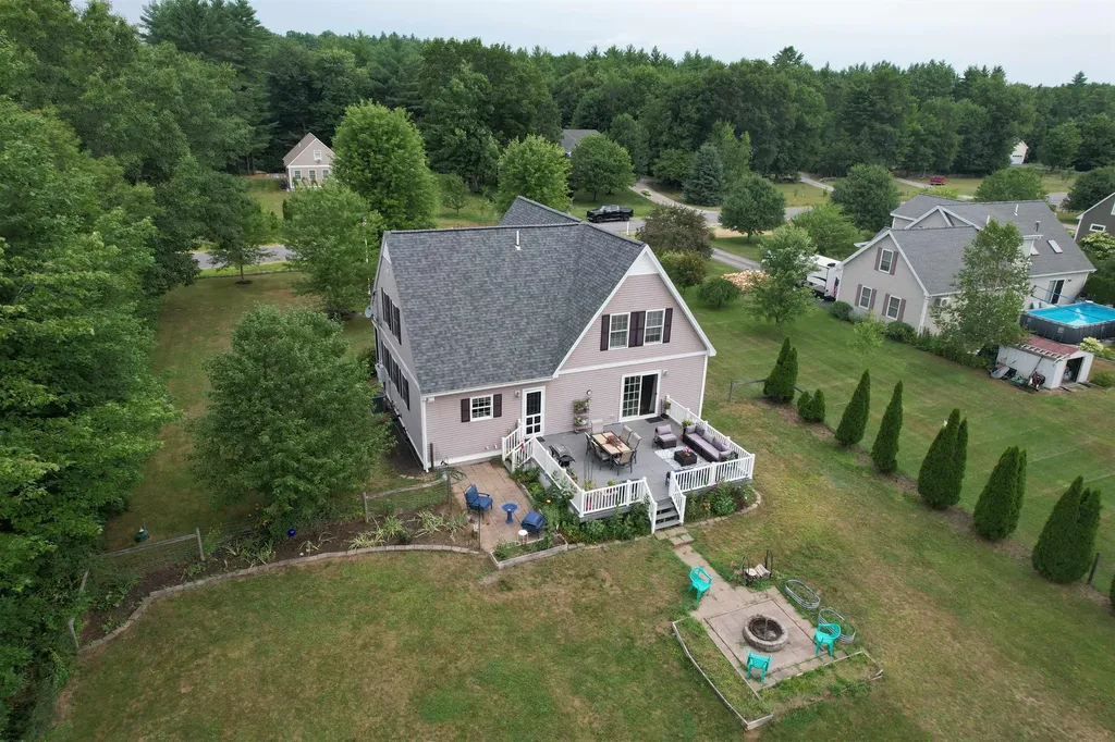 4 Memory Lane Loudon NH 03307