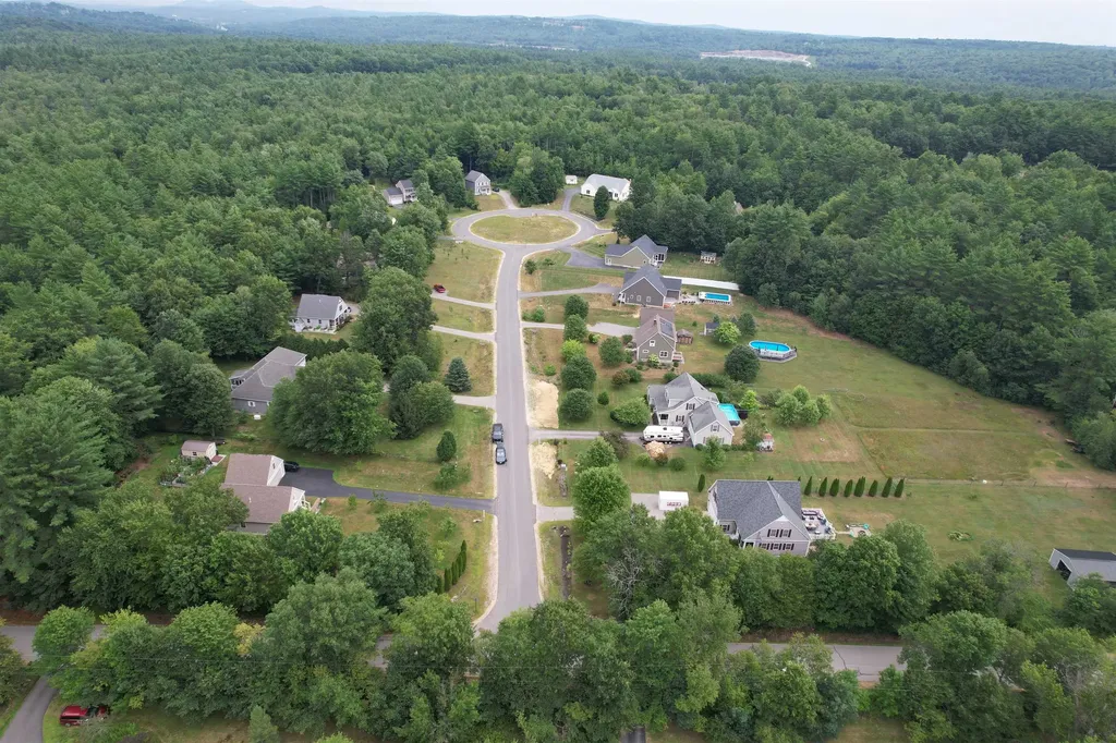 4 Memory Lane Loudon NH 03307