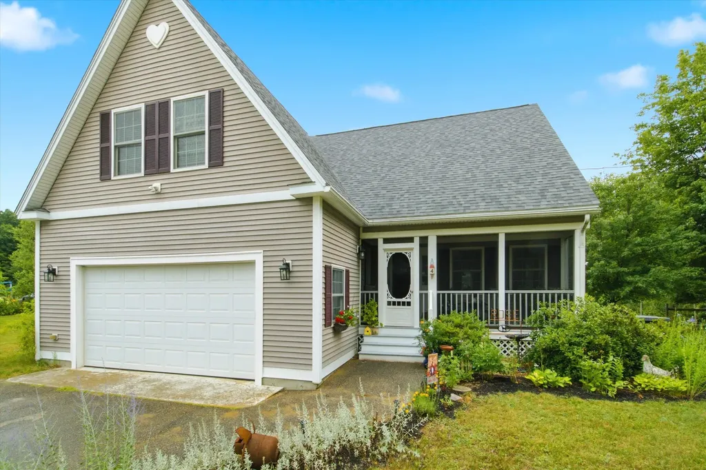 4 Memory Lane Loudon NH 03307