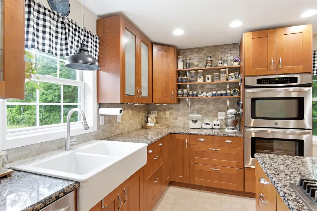 4 Memory Lane Loudon NH 03307