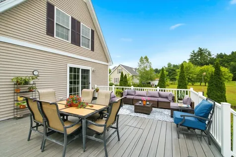4 Memory Lane Loudon NH 03307