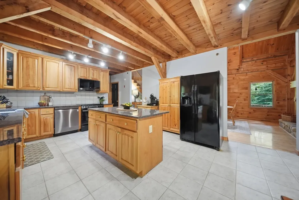 120 North Shore Road Derry NH 03038