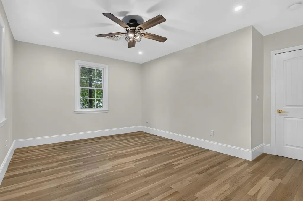 91 Carolan Avenue Hampton NH 03842