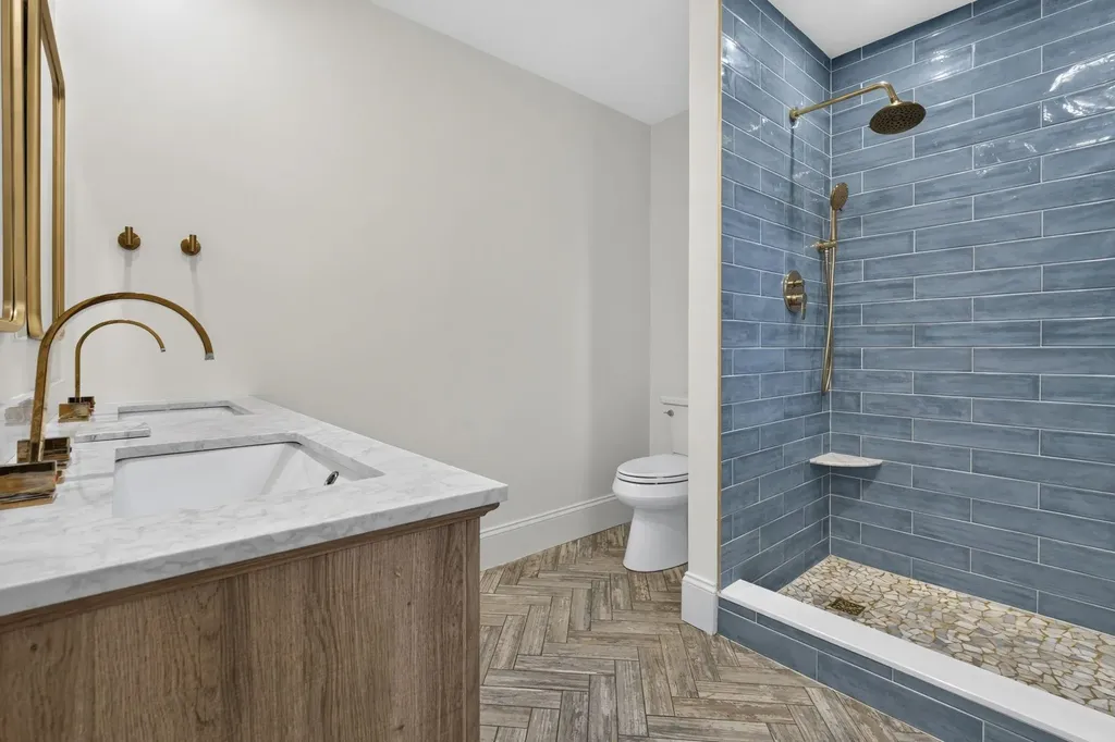 91 Carolan Avenue Hampton NH 03842