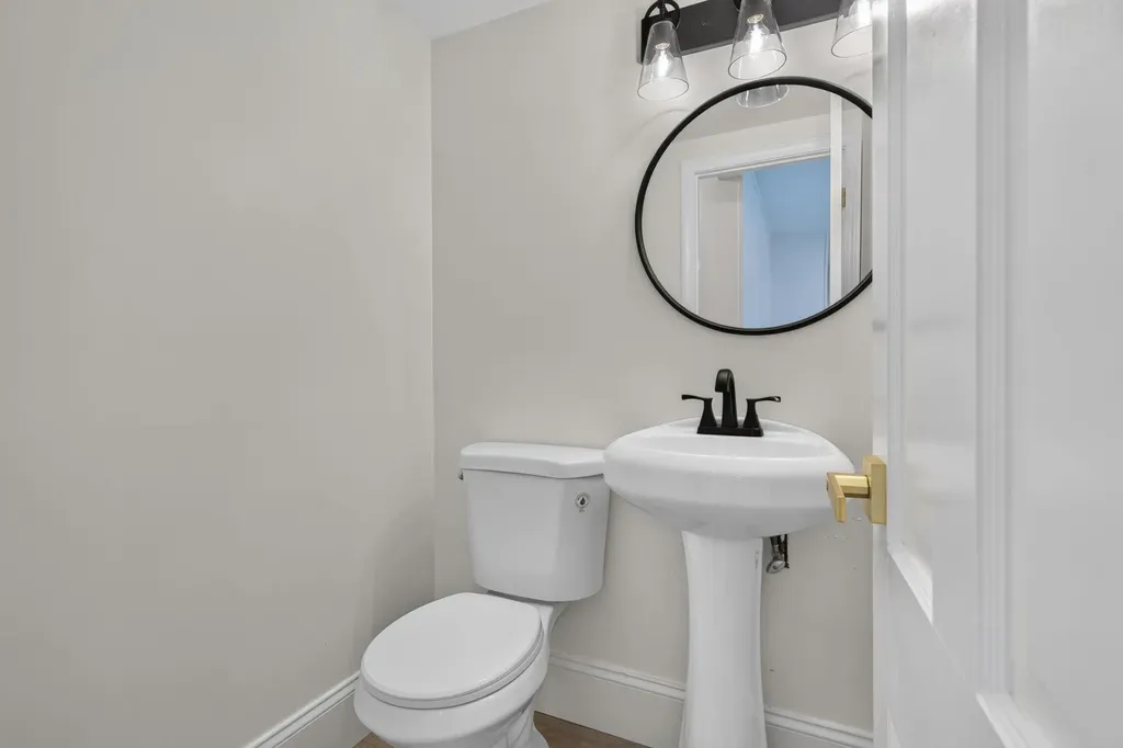 91 Carolan Avenue Hampton NH 03842