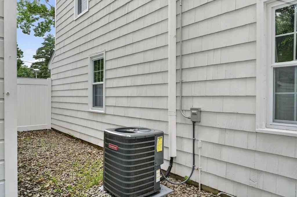91 Carolan Avenue Hampton NH 03842
