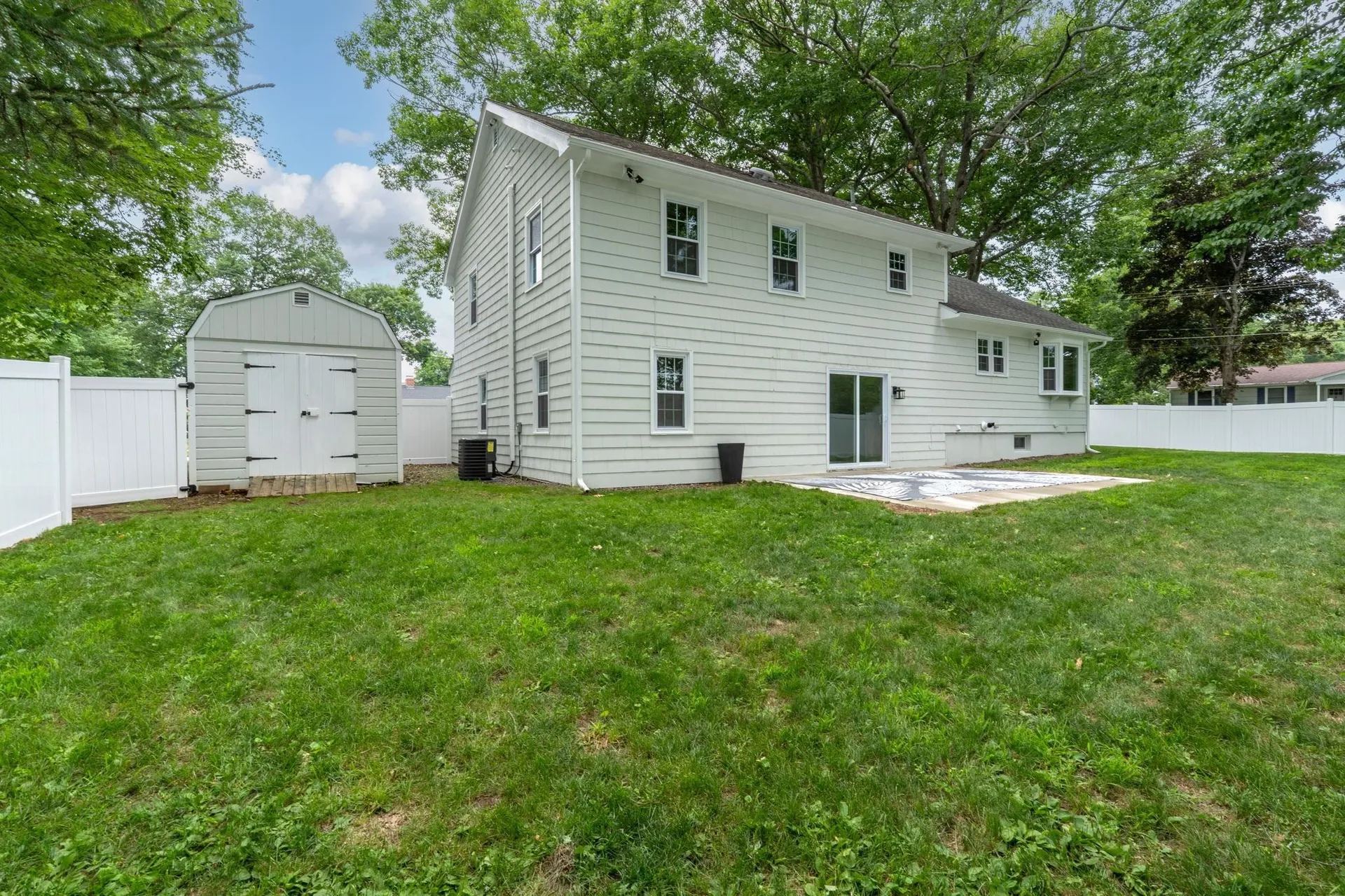 91 Carolan Avenue Hampton NH 03842