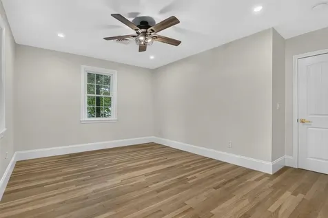 91 Carolan Avenue Hampton NH 03842