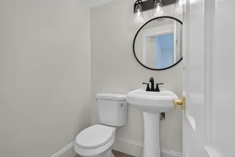 91 Carolan Avenue Hampton NH 03842