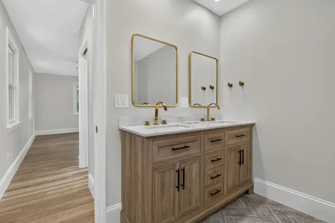 91 Carolan Avenue Hampton NH 03842