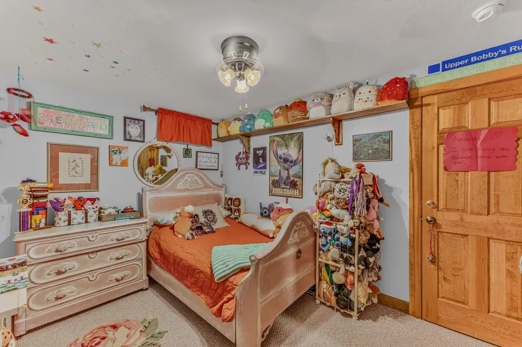 18 Armsby Circle Campton NH 03223