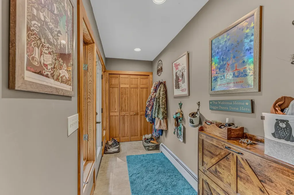 18 Armsby Circle Campton NH 03223