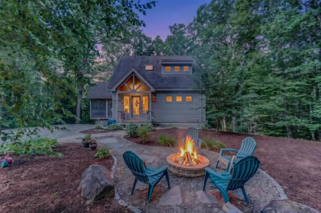 18 Armsby Circle Campton NH 03223