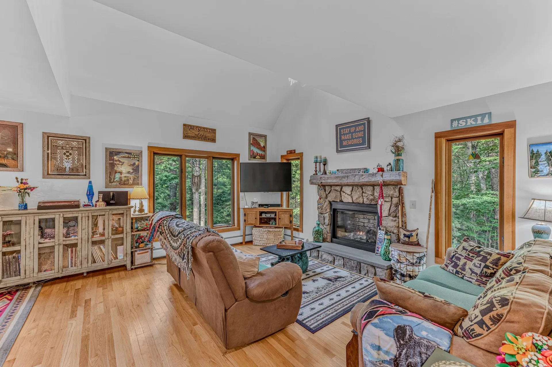 18 Armsby Circle Campton NH 03223